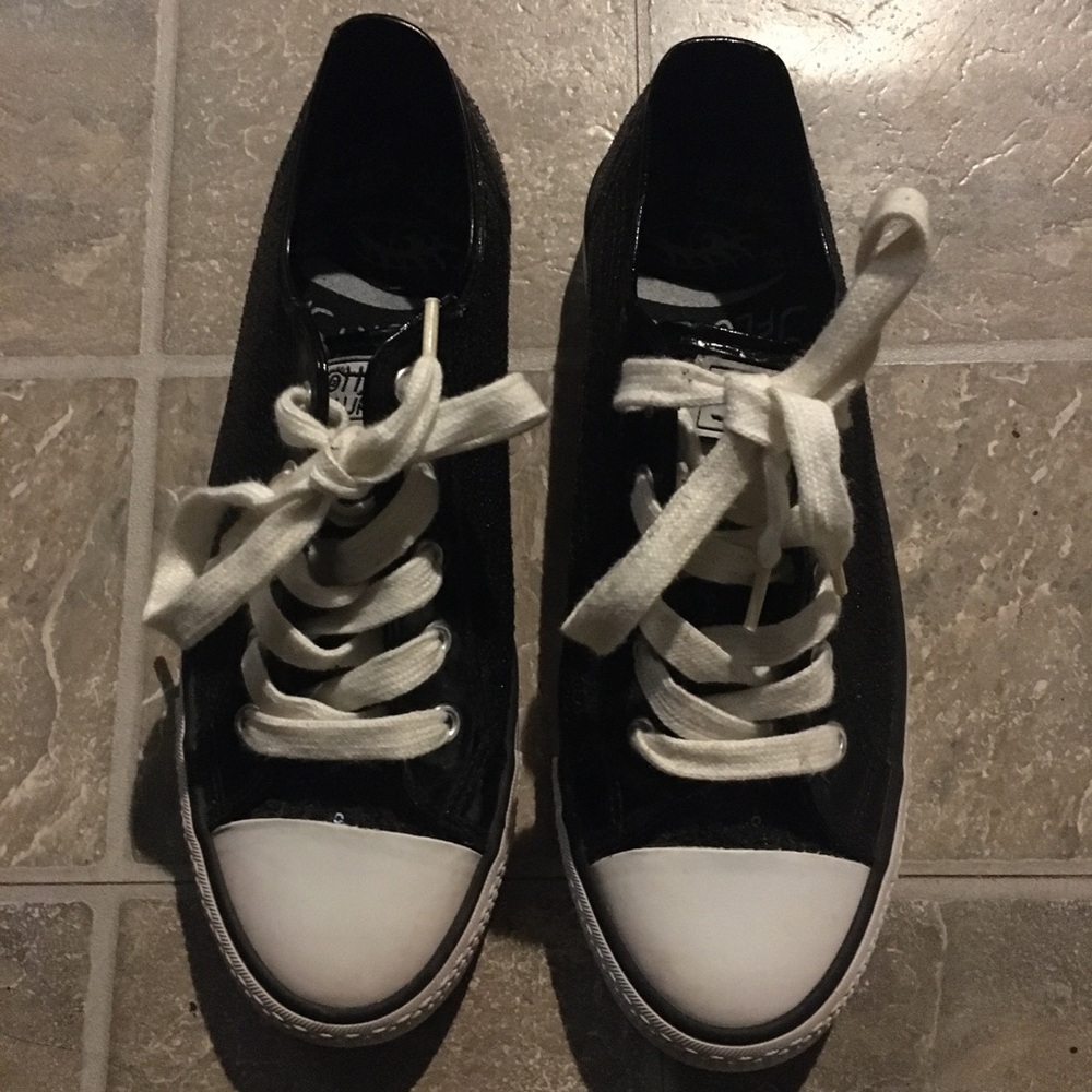 Gotta Flurt Sequin Sneakers